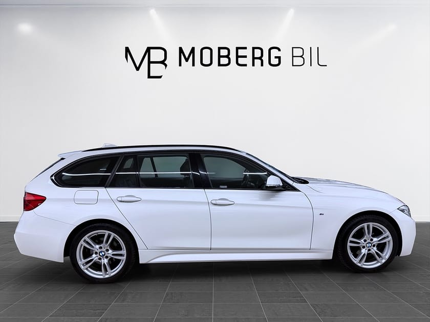 Bild 3 av BMW 320i xDrive Touring 184hk M Sport Drag Läder Navi