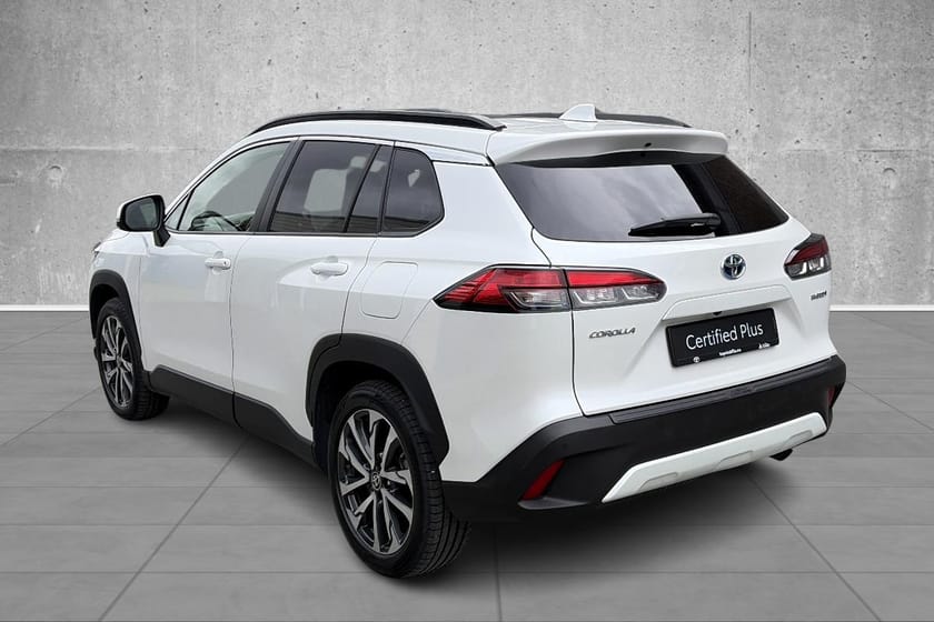 Bilde 3 av Toyota Corolla Cross Hybrid AWD-i 2.0 Executive Glasstak og Skinninteriør