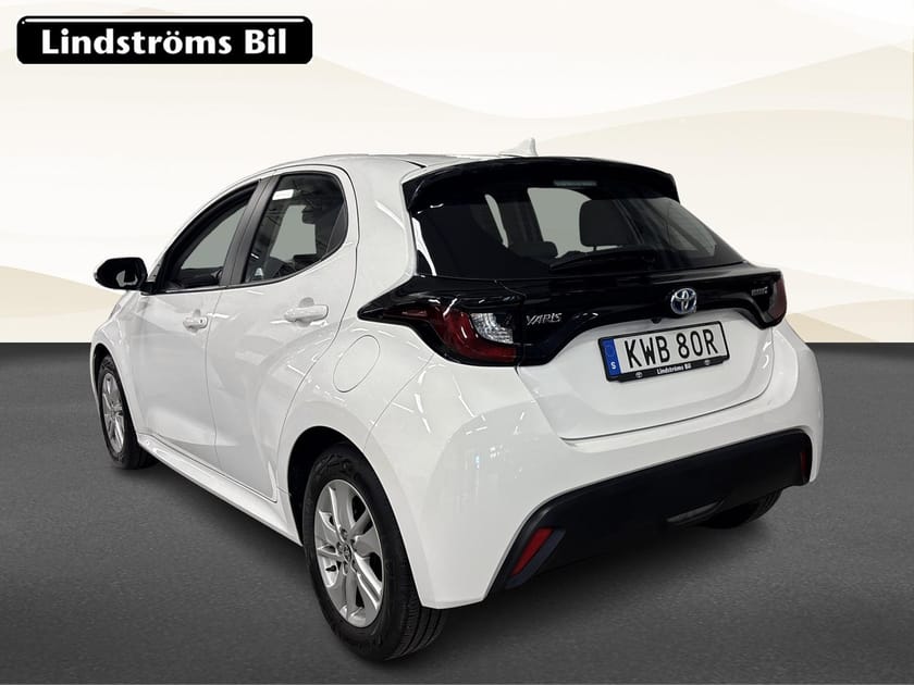 Bild 4 av Toyota Yaris Hybrid Active Komfortpaket 1.5 116hk S&V-Hjul Moms