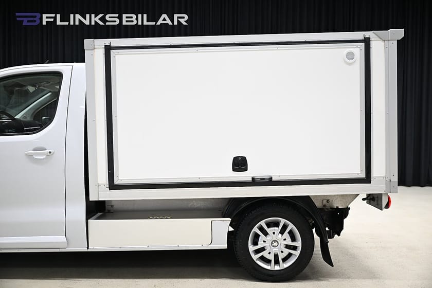 Bild 4 av Peugeot e-Expert Pickup 136HK 75kWh Pickup|Drag|Kåpa|GPS|Backkamera|Leasbar