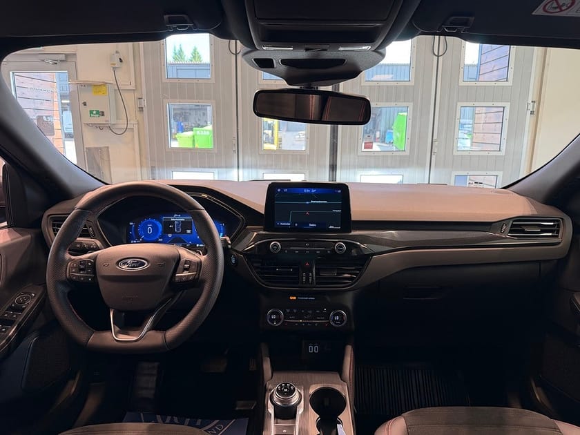 Bild 5 av Ford Kuga 2.0 EcoBlue AWD Aut ST-Line Drag Gps Värmare B&O MOMS