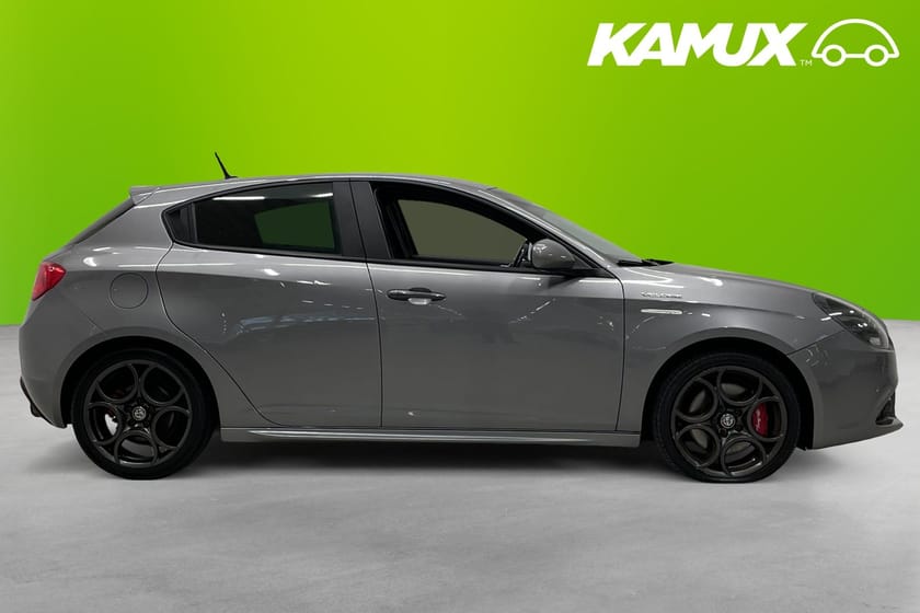 Bild 2 av Alfa Romeo Giulietta Veloce 1.75 TBi 240hk Navi Bose