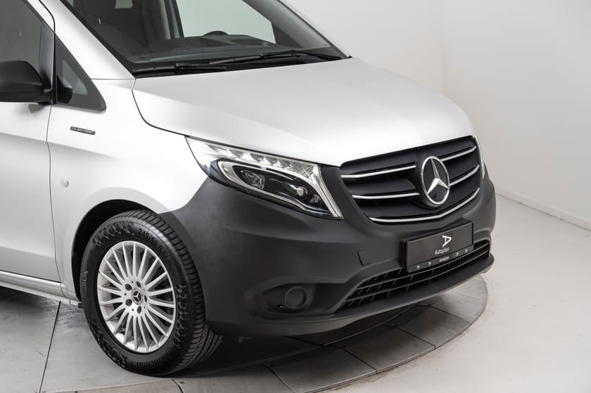 Bilde 3 av Mercedes-Benz eVito Tourer 129 3.5t Cruise Kamera LED