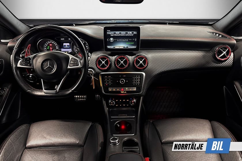 Bild 3 av Mercedes-Benz A 250 Sport 4MATIC 218 HK AMG 4M H/K VÄRMARE B-KAMERA PDC NYBES