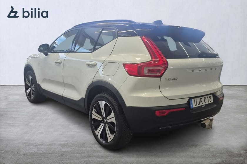 Bild 2 av Volvo XC40 Recharge Core. Dragkrok