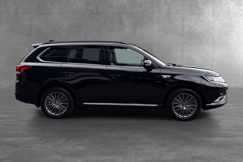 Bilde 4 av Mitsubishi Outlander PHEV AWD/S EDITION/KROK/TOPPUTSTYRT/R.VARME/SOLTAK/+++