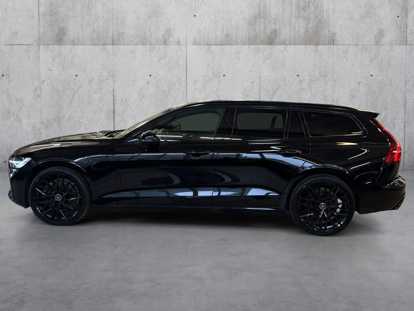 Bilde 2 av Volvo V60 T8 TwinEngine R-Design|H.Feste|Pano|R.Kamera