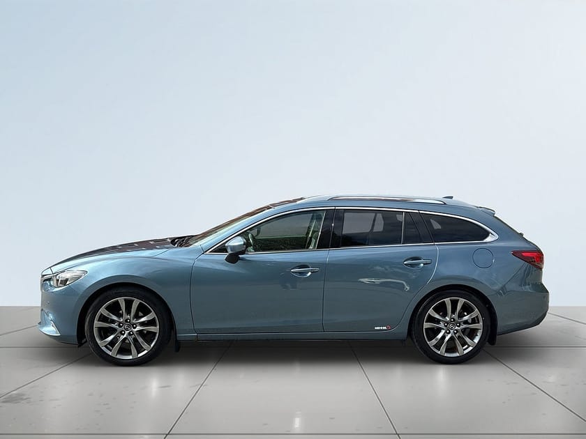 Bild 4 av Mazda 6 Wagon SKYACTIV-D AWD Drag/MoK/Adaptiv Fart/SoV-Däck/Kamera