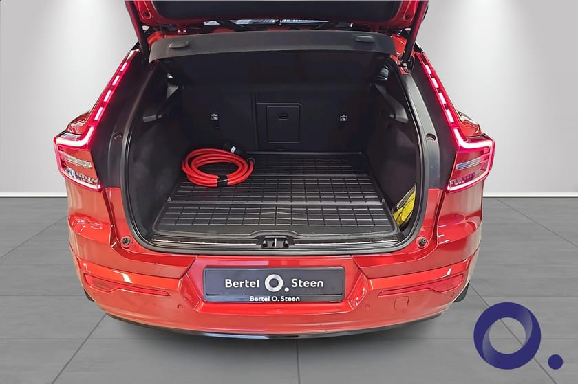 Bilde 5 av Volvo C40 Recharge Twin motor 22" felg, Panorama, krok, AWD, 408HK, Innbyttekampanje