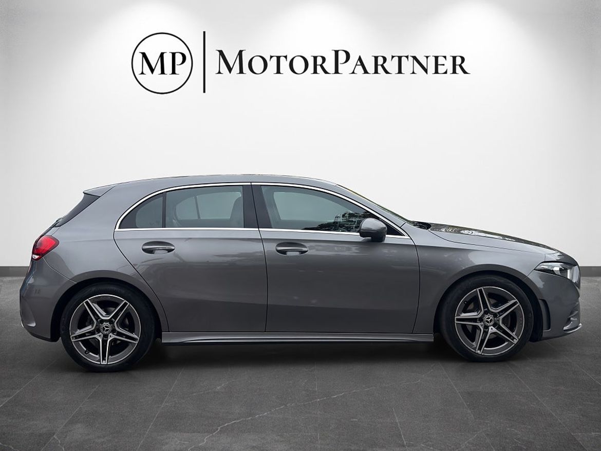 Mercedes-Benz A 180, bild 8 av 20