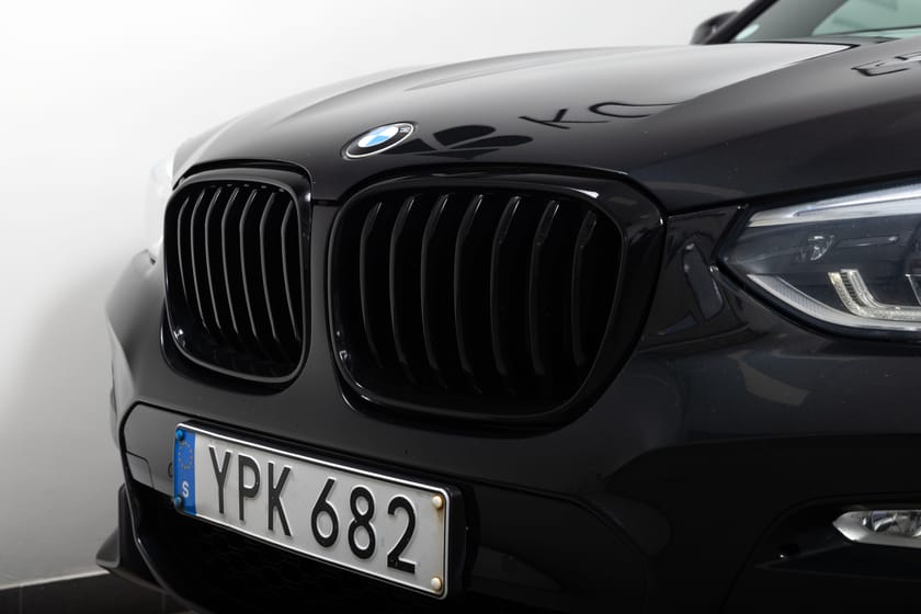 Bild 3 av BMW X3 xDrive30d M Sport Shadowline H/K Dragkrok HUD