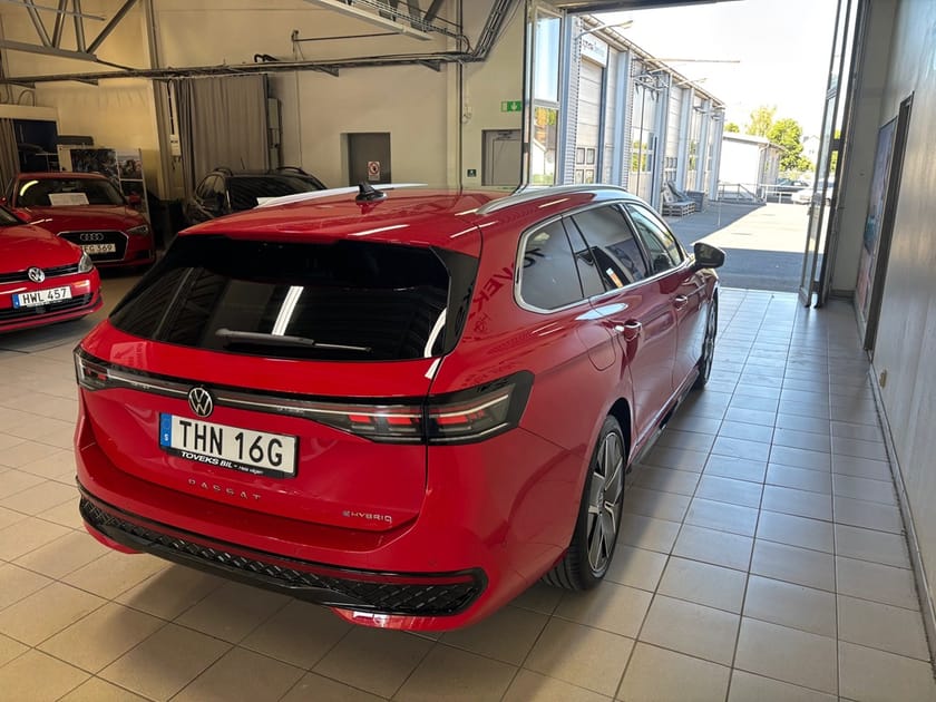 Bild 4 av Volkswagen Passat Variant eHybrid PB   R-LINE 1.5 TSI 272 HK