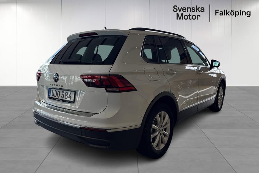 Bild 5 av Volkswagen Tiguan Dragkrok I Vinterhjul I