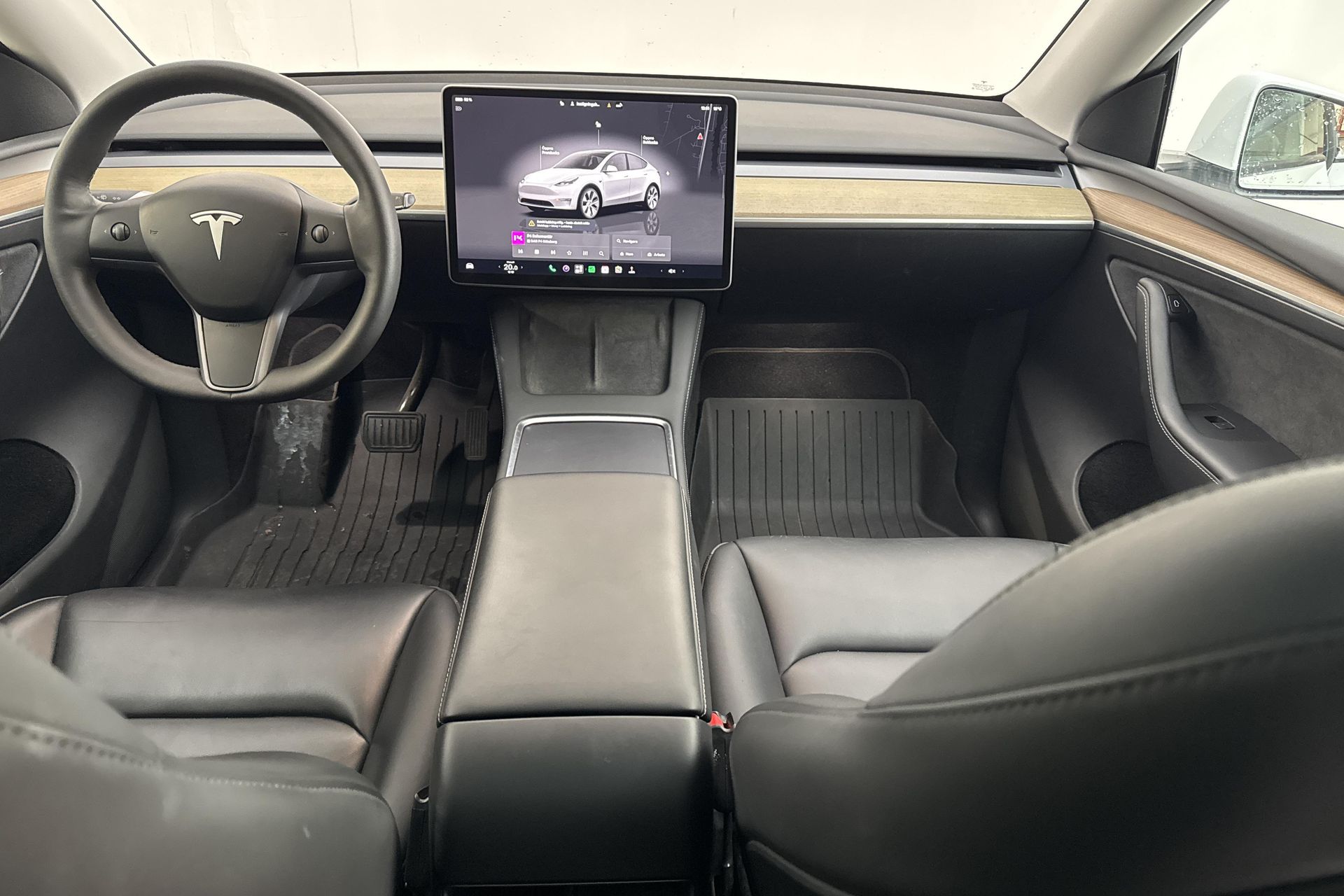 Tesla Model Y Standard Range RWD 2023, bild 7/10