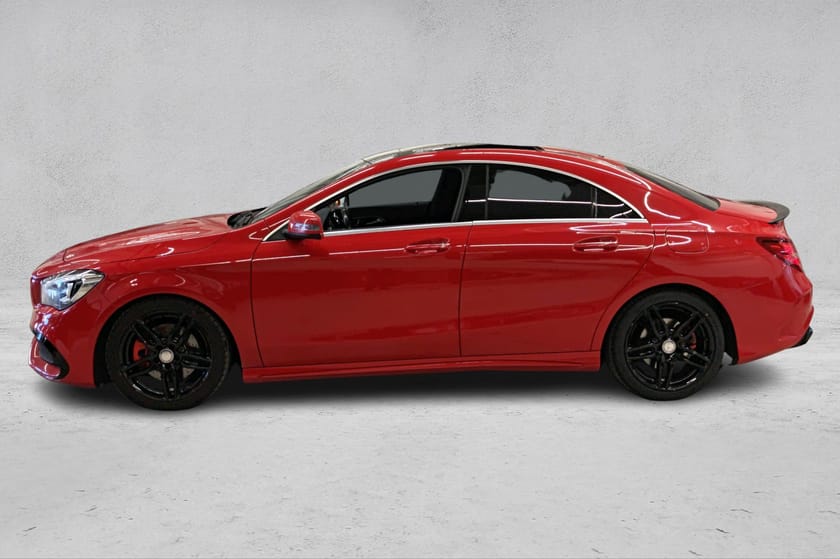 Bilde 2 av Mercedes-Benz CLA 220 4MATIC 184HK I 4x4 I Aut I AMG I Soltak I R.kamera