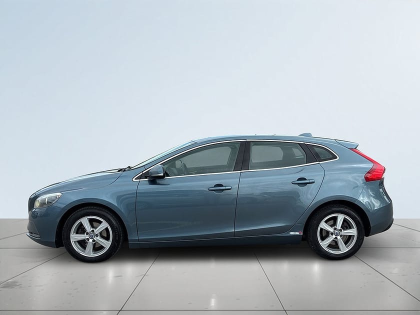 Bild 4 av Volvo V40 D2 Momentum SoV-Däck/Bränslevärmare