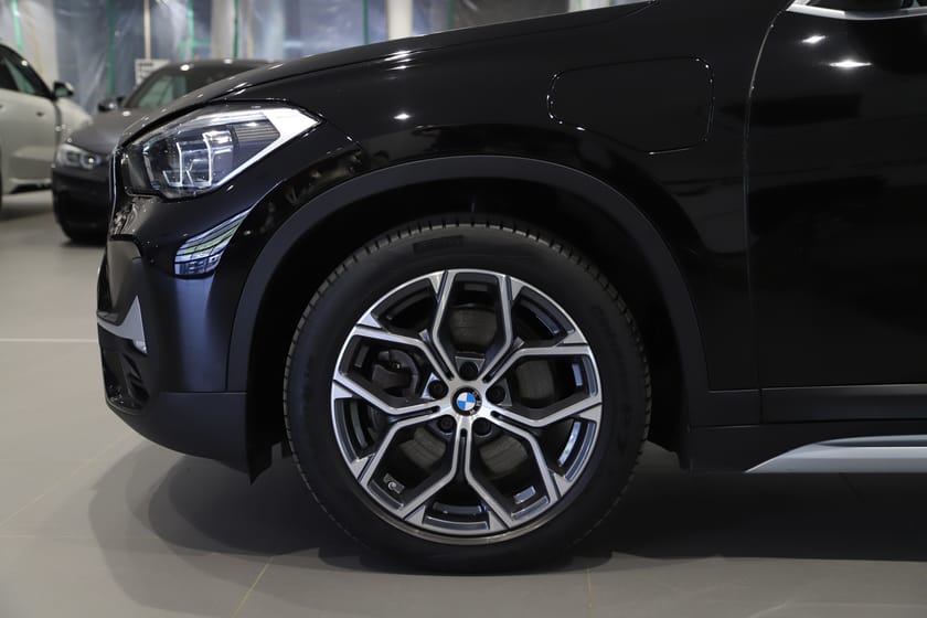 Bild 2 av BMW X1 xDrive25e X-Line / Drag / HUD / Backkamera