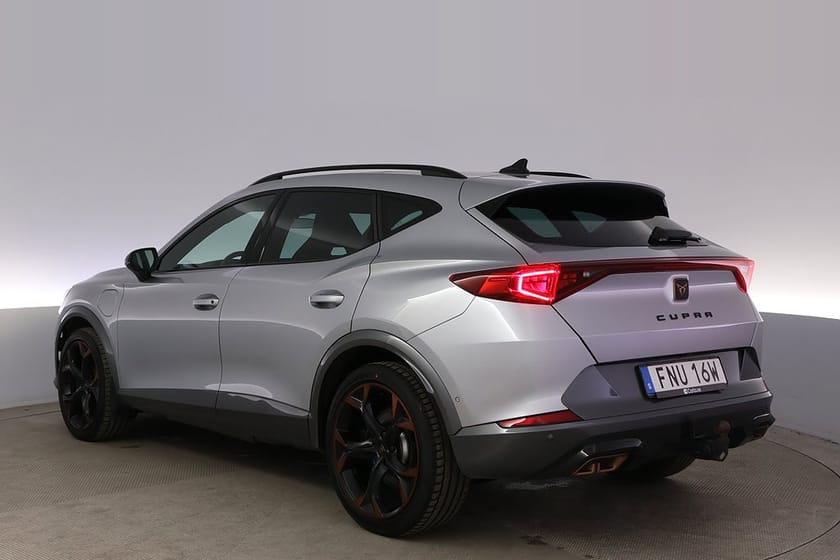 Bild 4 av CUPRA Formentor VZ e-Hybrid Pano 360 Adap.Farth Navi Drag