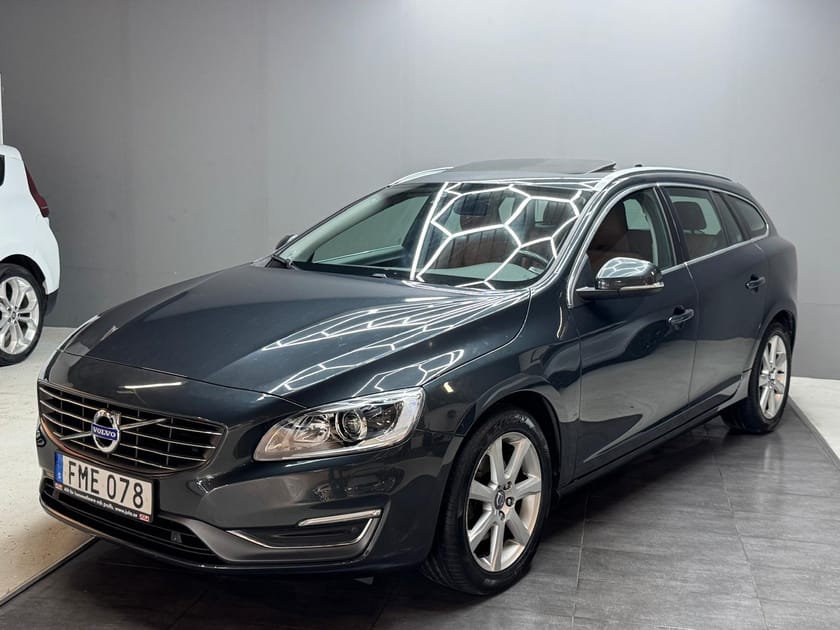 Bild 3 av Volvo V60 D4 Summum Business Edition Pro