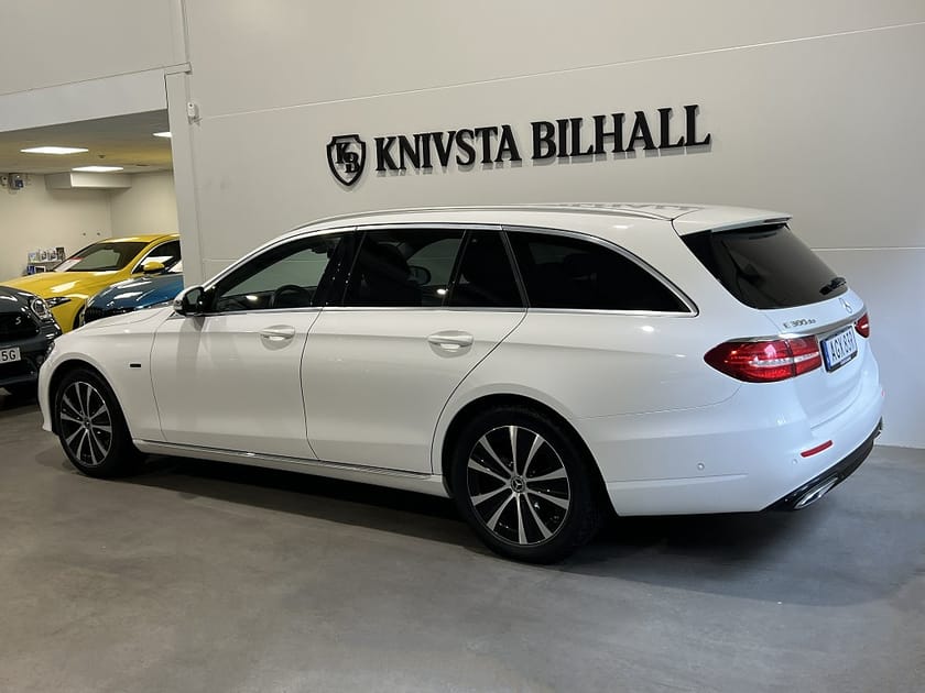 Bild 2 av Mercedes-Benz E 300 de T PLUG-IN 9G-Tronic Moms Widescreen Drag 306hk