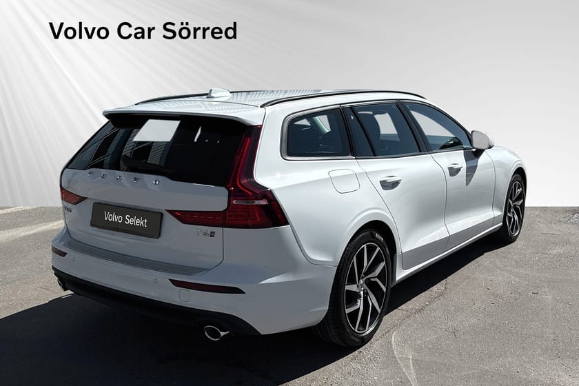 Bild 5 av Volvo V60 T6 TE Momentum Edition, Drag