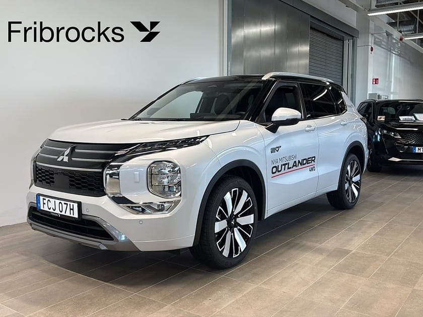 Bild 1 av Mitsubishi Outlander PHEV Instyle 4WD 85km*DEMOBIL*