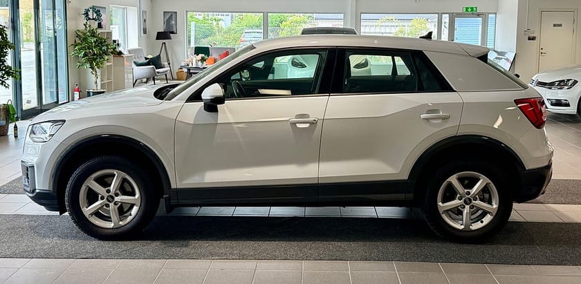 Bild 5 av Audi Q2 35 TFSI 150 hk/Offroad Edition/Ambition/Drag/Carplay