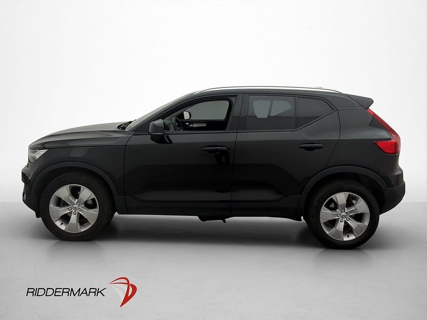 Bild 4 av Volvo XC40 T2 129hk Momentum Advanced Värmare VOC CarPlay