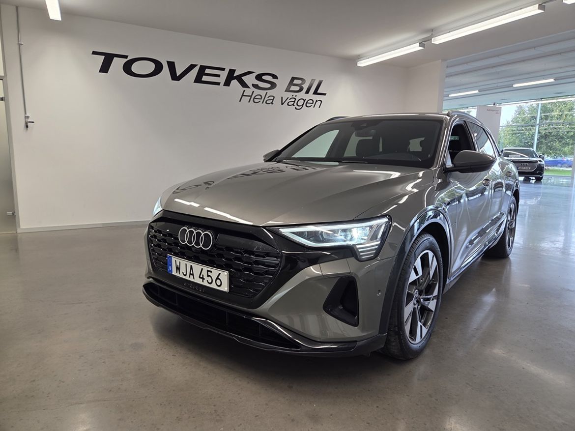 Audi Audi Q8 55 e-tron quattro — bild 4