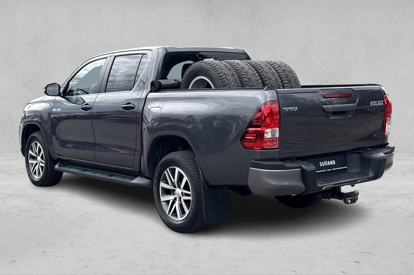 Bilde 3 av Toyota Hilux Dobbelcab 4x4 | 2.4D | D-CAB | AUT | DAB + | R. KAMERA