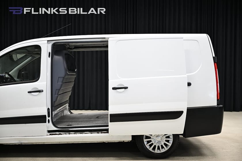 Bild 4 av Toyota ProAce Skåpbil 2.0 D-4D 128HK Lång|Drag|Dubbeldörr|M/K-Värmare