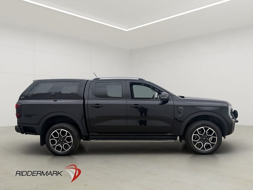 Bild 2 av Ford Ranger Dubbelhytt Wildtrak e-4WD 240hk Cockpit Värm Drag Kåpa Moms