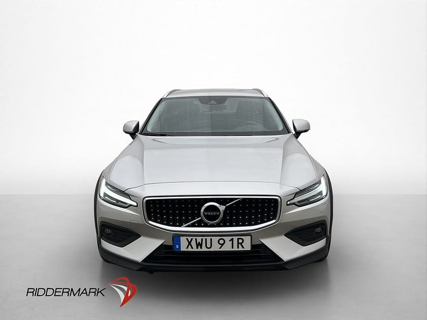 Bild 2 av Volvo V60 Cross Country D4 AWD Advanced Drag Kamera Värmare
