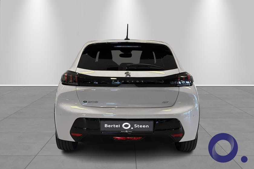 Bilde 4 av Peugeot e-208 GT 136hk | ADAPTIV CRUSIE, CARPLAY, KAMERA, NAVI++