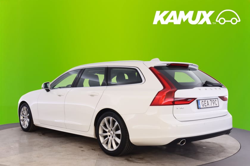 Bild 5 av Volvo V90 D4 Momentum AWD Momentum SE II Helläder Drag GPS Värm BLIS