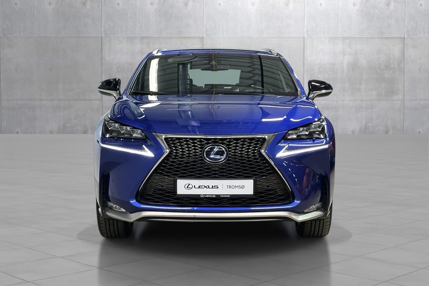 Bilde 2 av Lexus NX 300h AWD