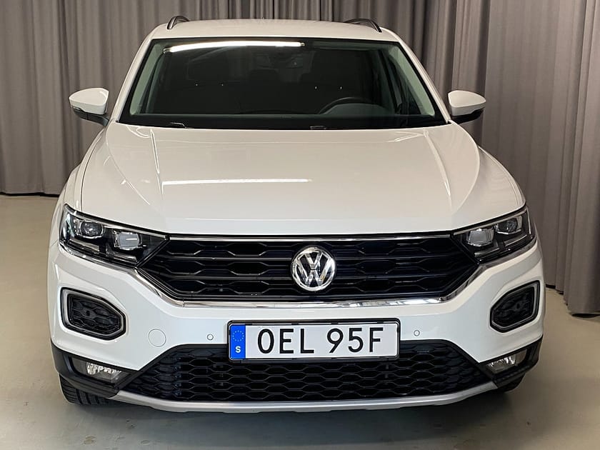 Bild 4 av Volkswagen T-Roc 1.0 TSI 116hk Manuell. CarPlay, Rattvärme