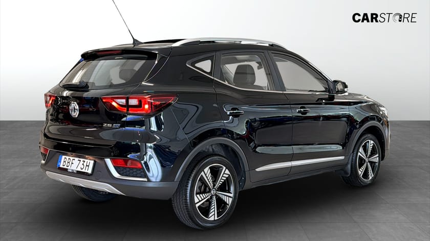 Bild 2 av MG ZS EV 143Hk / Panorama / Kamera / CarPlay