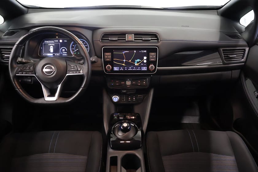 Bild 5 av Nissan Leaf N-Connecta 40 kwh / 360° / V-Hjul / Värmepump / Nyserv