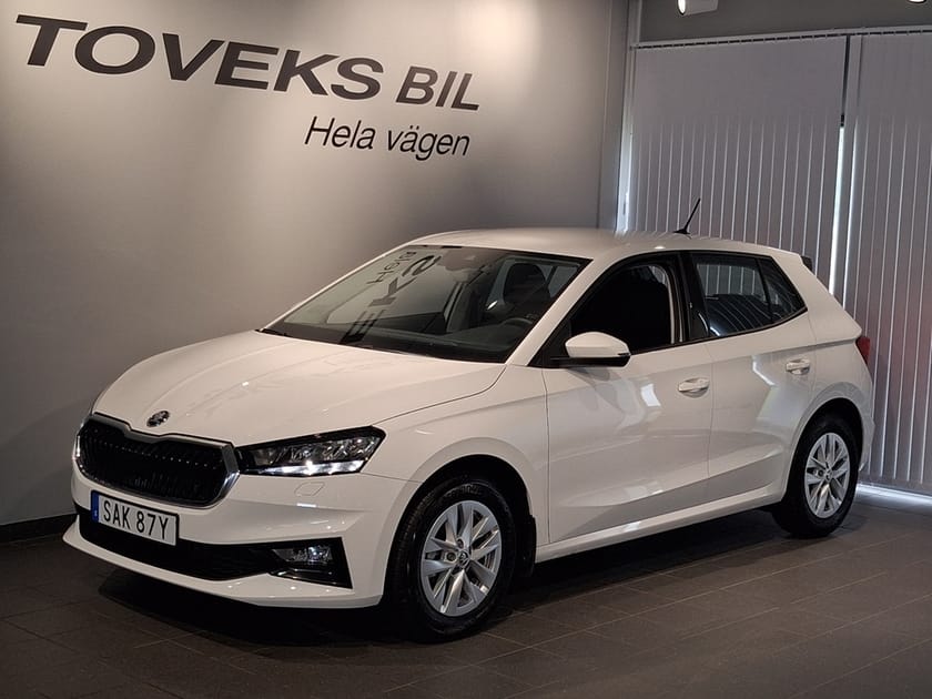 Bild 1 av Škoda Fabia 1.0 Selection 80Hk  Farthållare | Moms | Lågmil