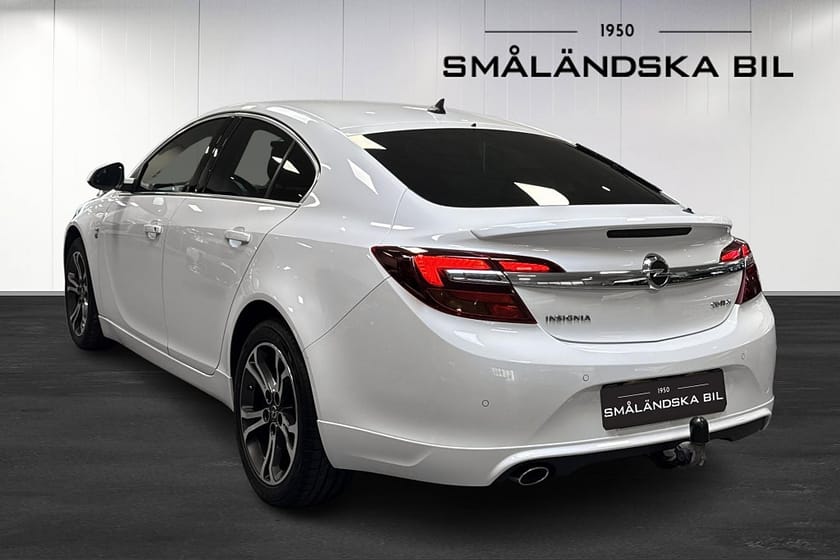 Bild 3 av Opel Insignia 2.0 CDTI 4x4 Business Drag 170hk