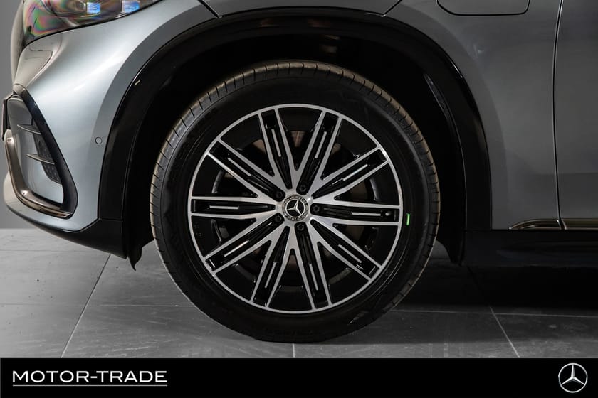Bilde 4 av Mercedes-Benz EQS SUV 580 4MATIC AMG | EXCLUSIVE SKINN | BAKHJULSTYRING | BURMESTER® 3D