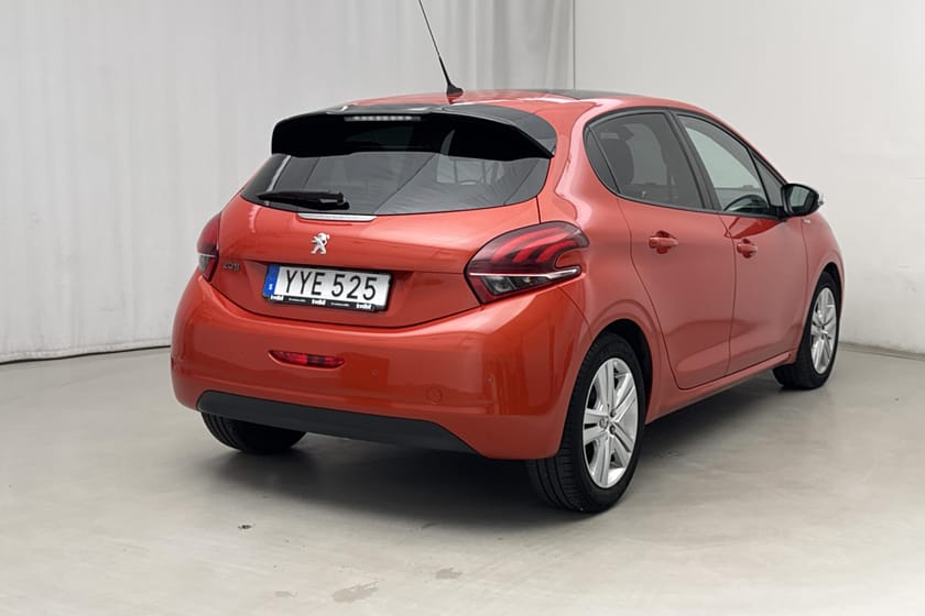 Bild 3 av Peugeot 208 PureTech 5dr (82hk) Active GPS Backkamera