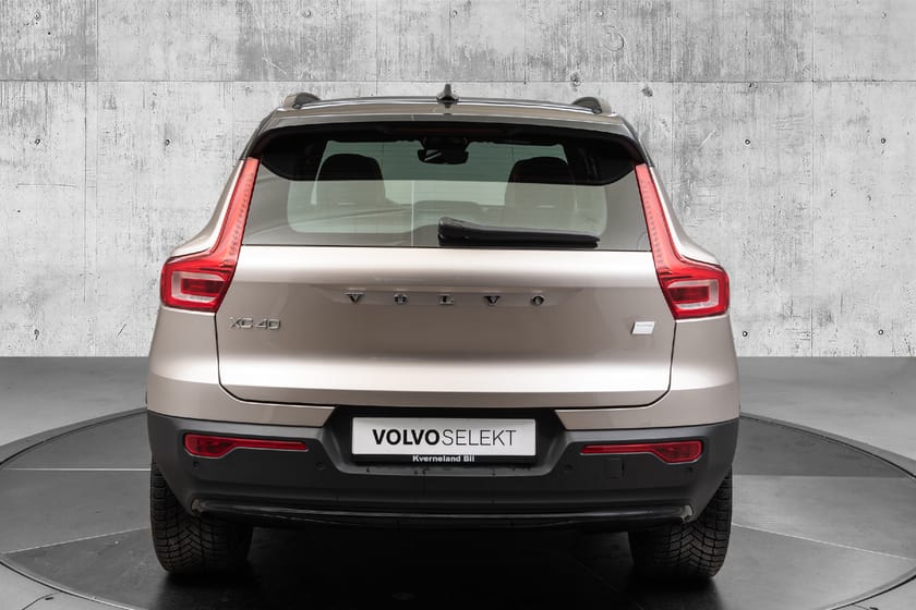 Bilde 3 av Volvo XC40 Recharge ULT FWD VOC/PANO/360/H&K/20"/ACC