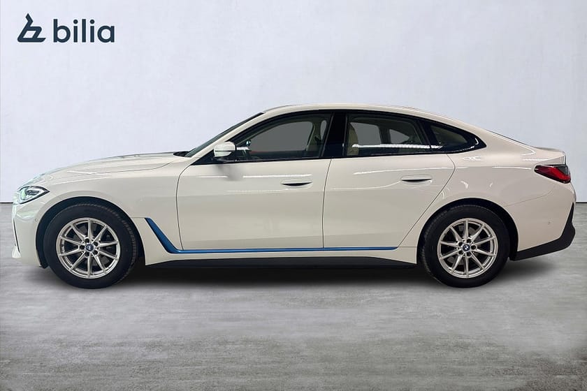 Bild 3 av BMW i4 eDrive40 Gran Coupé 40 | H&K | Taklucka | 360 Kamera | Aktiv farth. | H&K