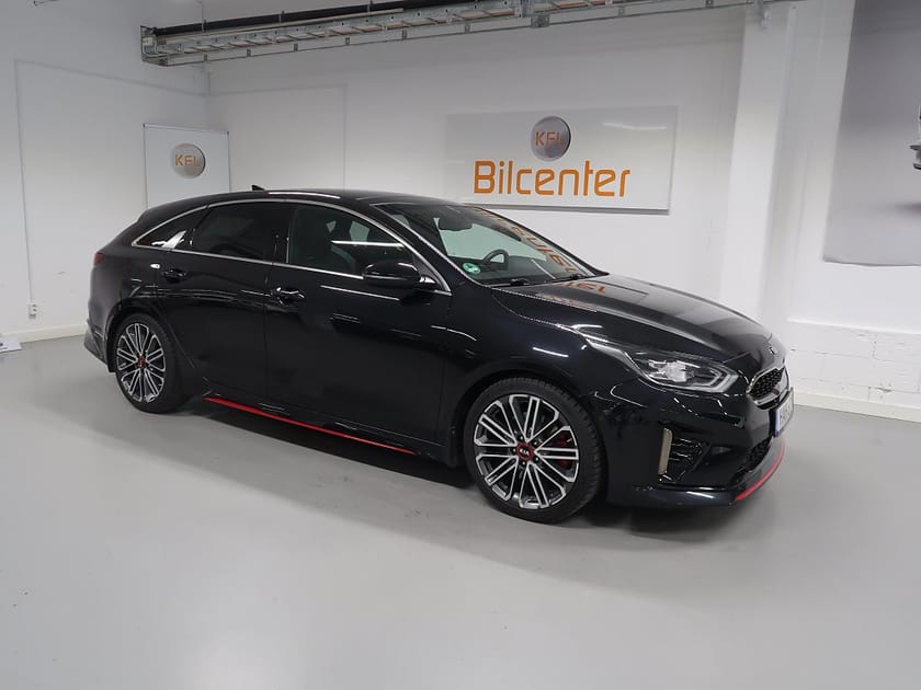 Bild 4 av Kia ProCeed GT ProCee'd 1.6 T-GDI 204hk V-Däck ingår Cockpit-Taklucka-JBL-El