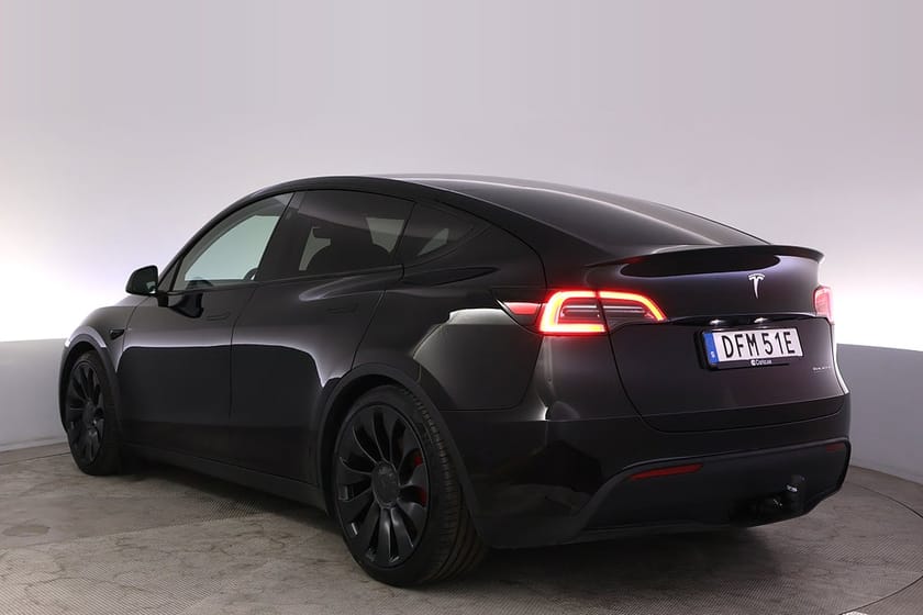 Bild 4 av Tesla Model Y Performance Uppgraderad Autopilot Pano Drag