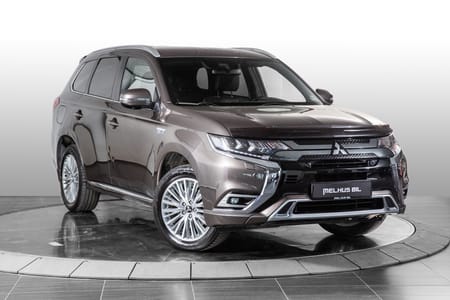 Mitsubishi Outlander PHEV Plug-in hybrid (PHEV) Krok