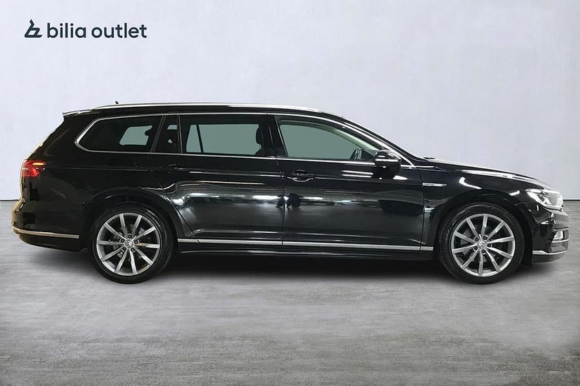 Bild 5 av Volkswagen Passat Sportscombi SC 2.0 TDI 4Motion R-Line 190hk Drag Carplay Backkamera