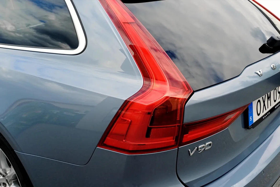 Volvo V90